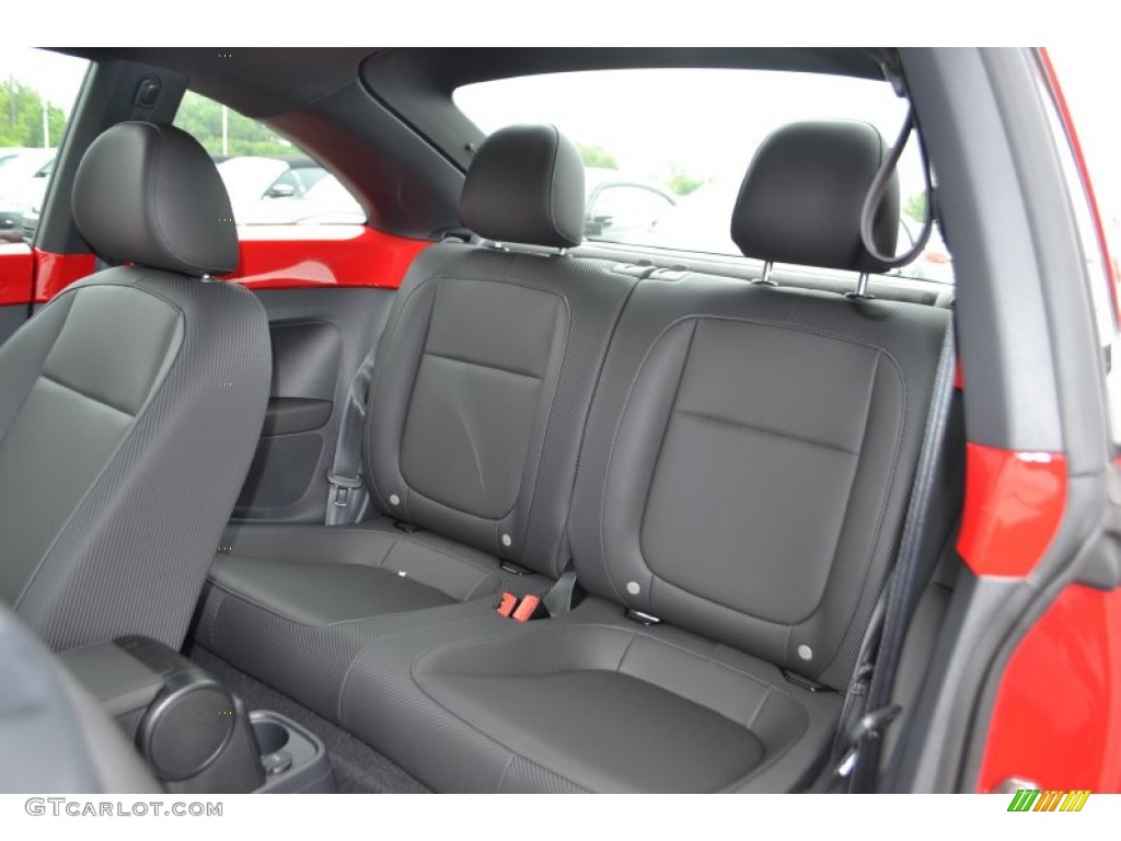 2013 Volkswagen Beetle 2.5L Rear Seat Photo #81202485