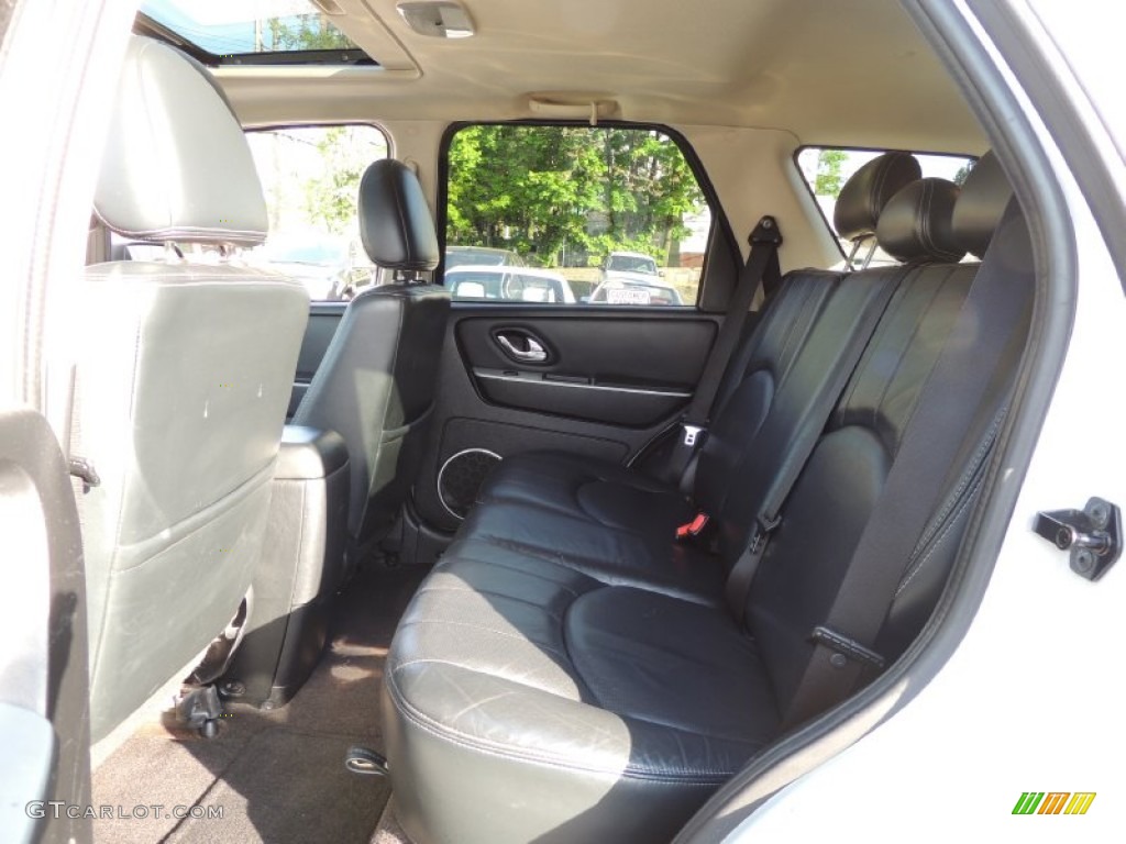 2005 Mariner V6 Premier - Oxford White / Black photo #9