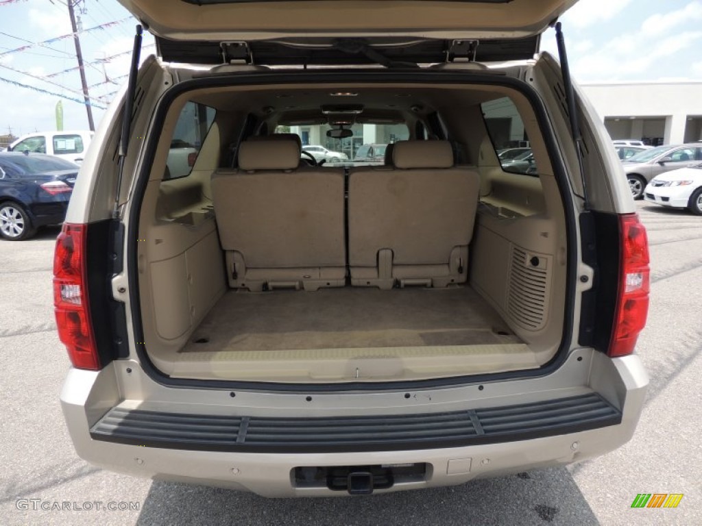 2010 Suburban LT - Gold Mist Metallic / Light Cashmere/Dark Cashmere photo #4