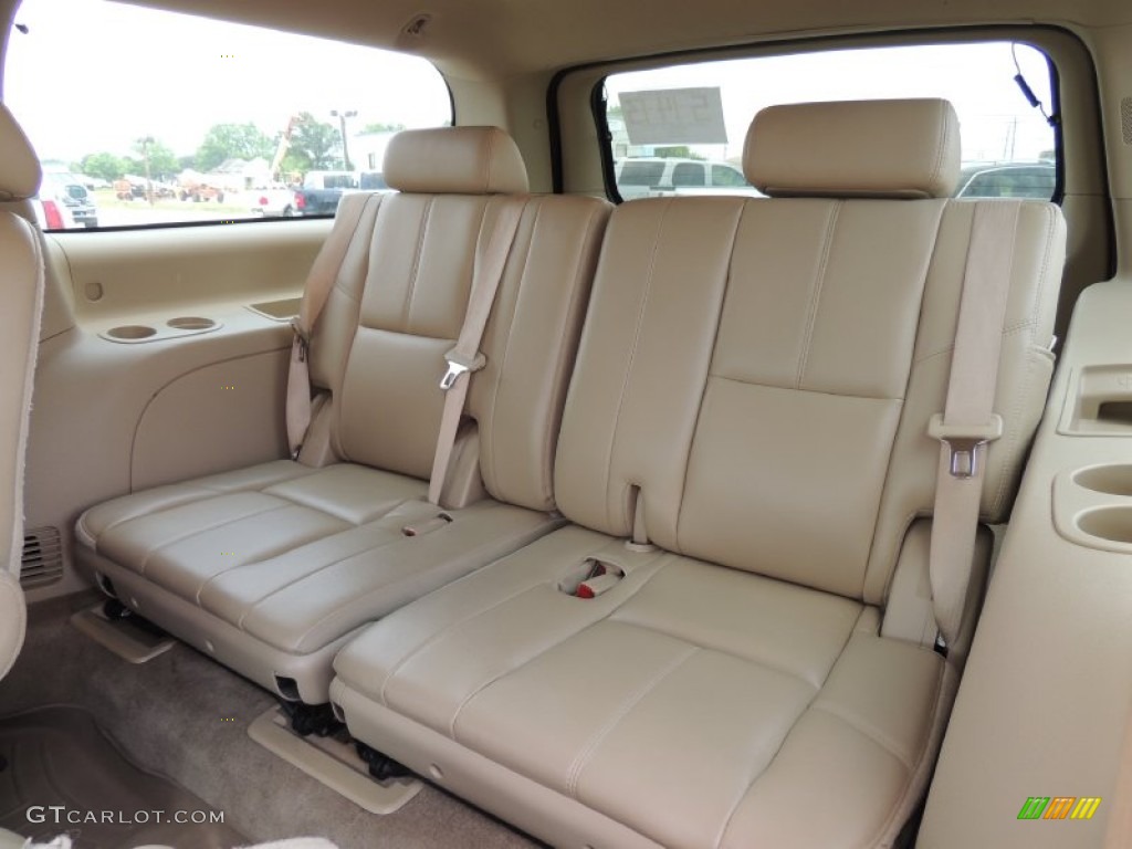 2010 Suburban LT - Gold Mist Metallic / Light Cashmere/Dark Cashmere photo #14