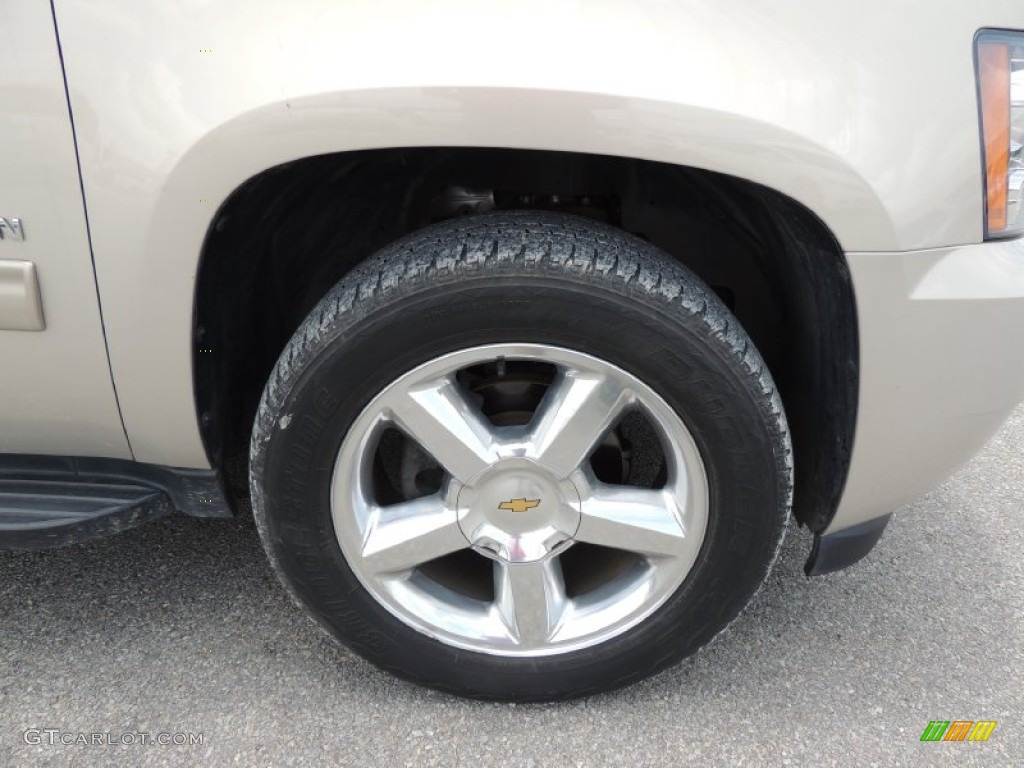 2010 Suburban LT - Gold Mist Metallic / Light Cashmere/Dark Cashmere photo #26