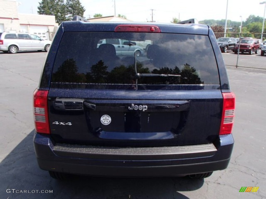 2014 Patriot Sport 4x4 - True Blue Pearl / Dark Slate Gray/Light Pebble photo #7