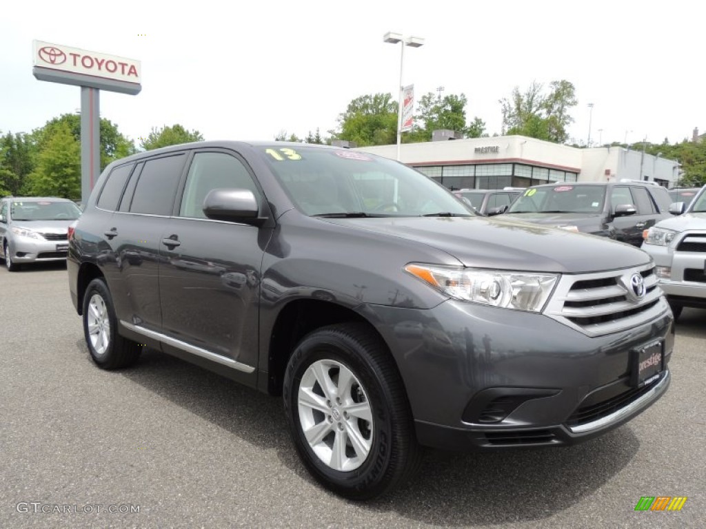 2013 Highlander V6 4WD - Magnetic Gray Metallic / Ash photo #1