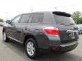 2013 Magnetic Gray Metallic Toyota Highlander V6 4WD  photo #4