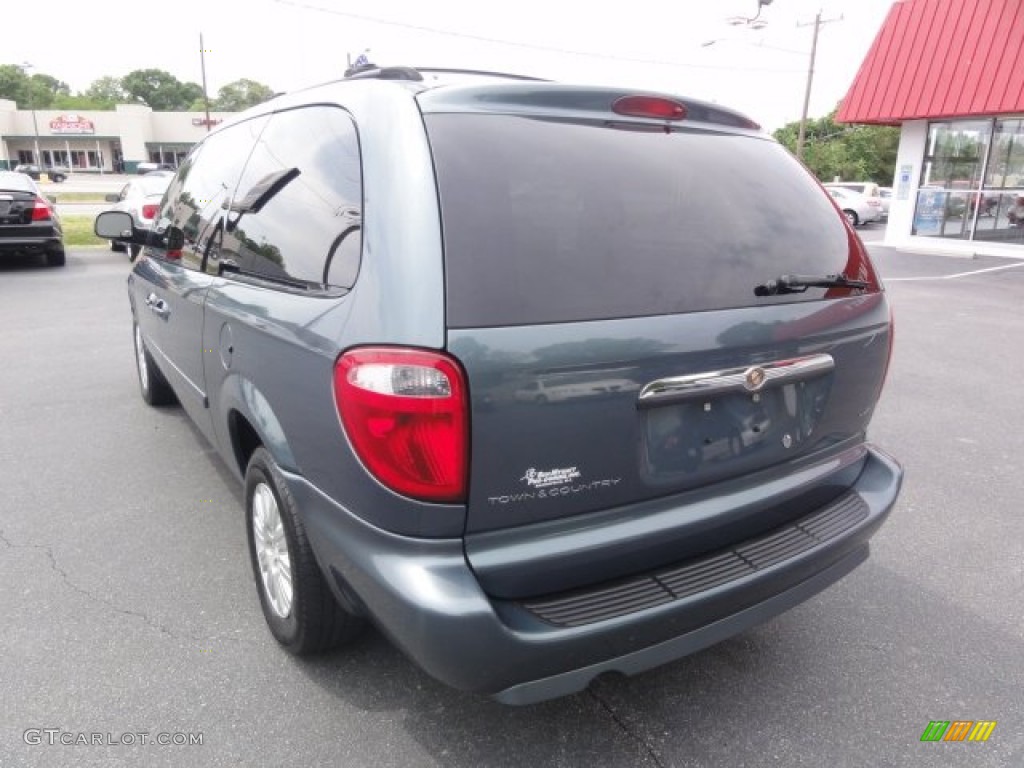 2007 Town & Country LX - Magnesium Pearl / Medium Slate Gray photo #3