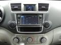 2013 Magnetic Gray Metallic Toyota Highlander V6 4WD  photo #11
