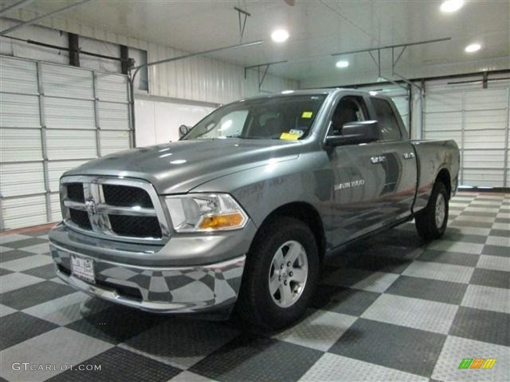 2011 Ram 1500 SLT Quad Cab - Mineral Gray Metallic / Light Pebble Beige/Bark Brown photo #3