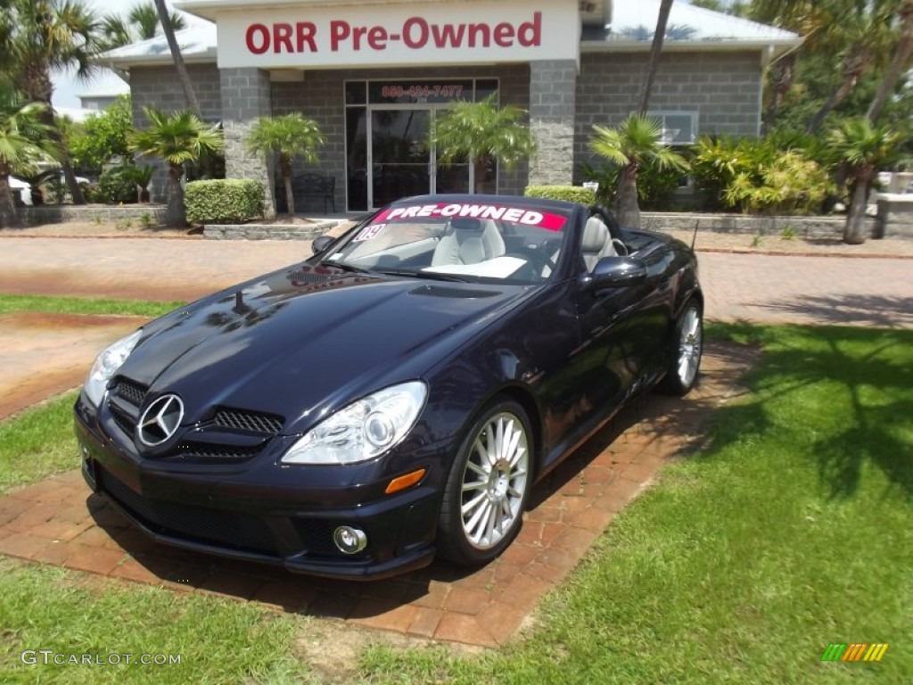 Capri Blue Metallic Mercedes-Benz SLK