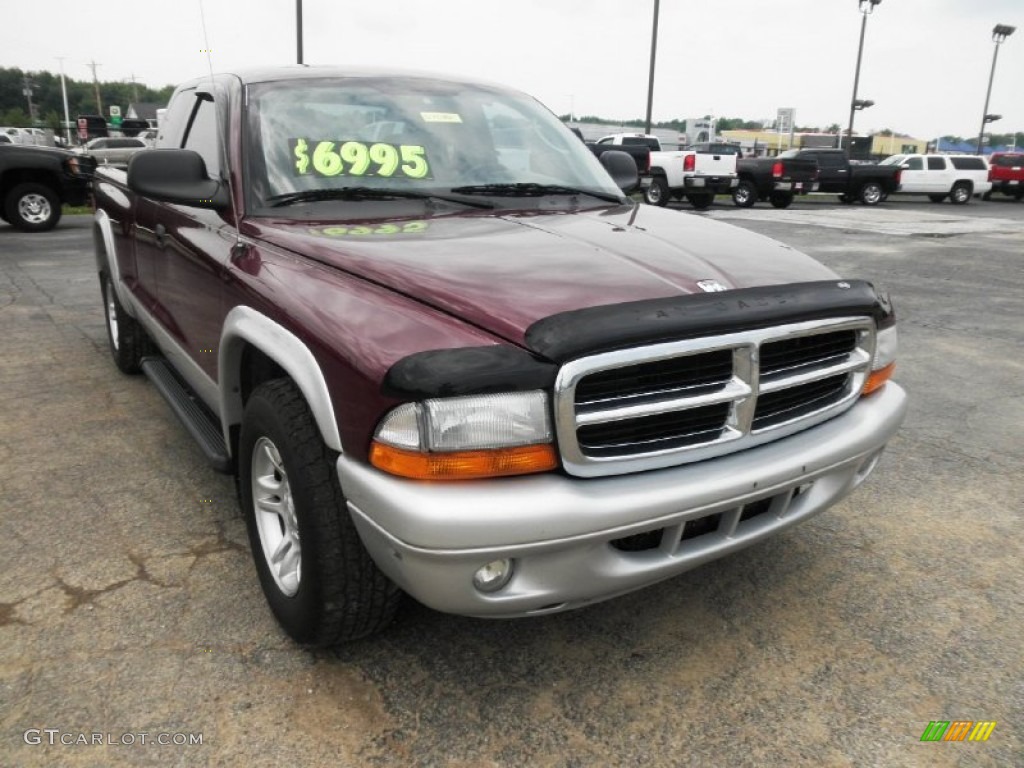 2003 Dakota SLT Club Cab - Dark Garnet Red Pearl / Dark Slate Gray photo #2