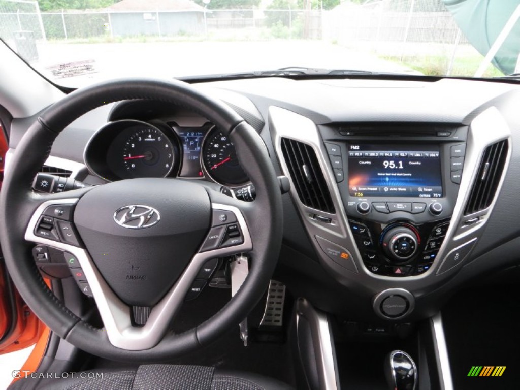 2012 Hyundai Veloster Standard Veloster Model Black Dashboard Photo #81209349