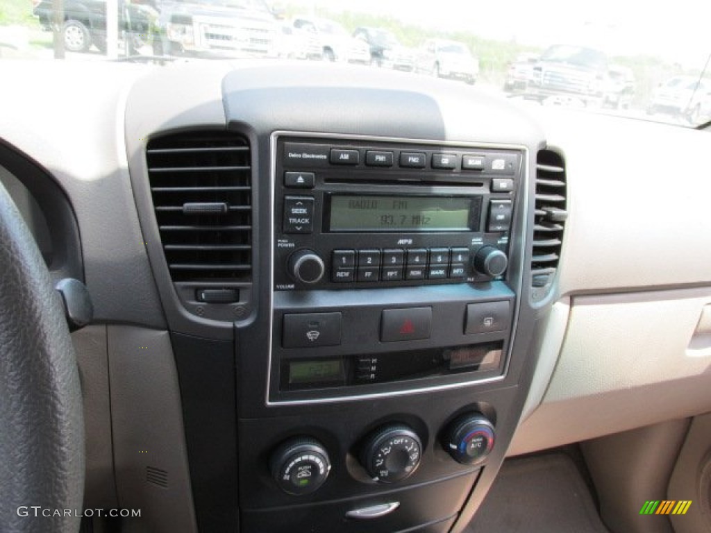 2009 Sorento LX 4x4 - Sand Beige / Beige photo #13