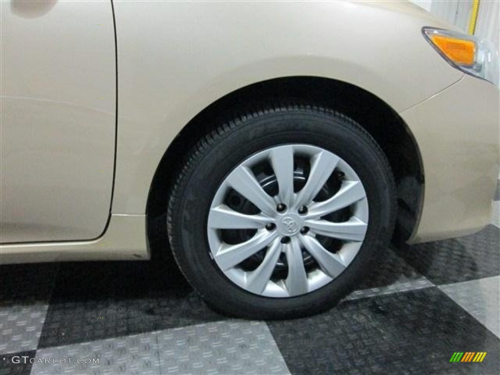2012 Corolla LE - Sandy Beach Metallic / Bisque photo #7