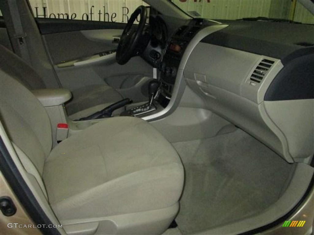2012 Corolla LE - Sandy Beach Metallic / Bisque photo #16