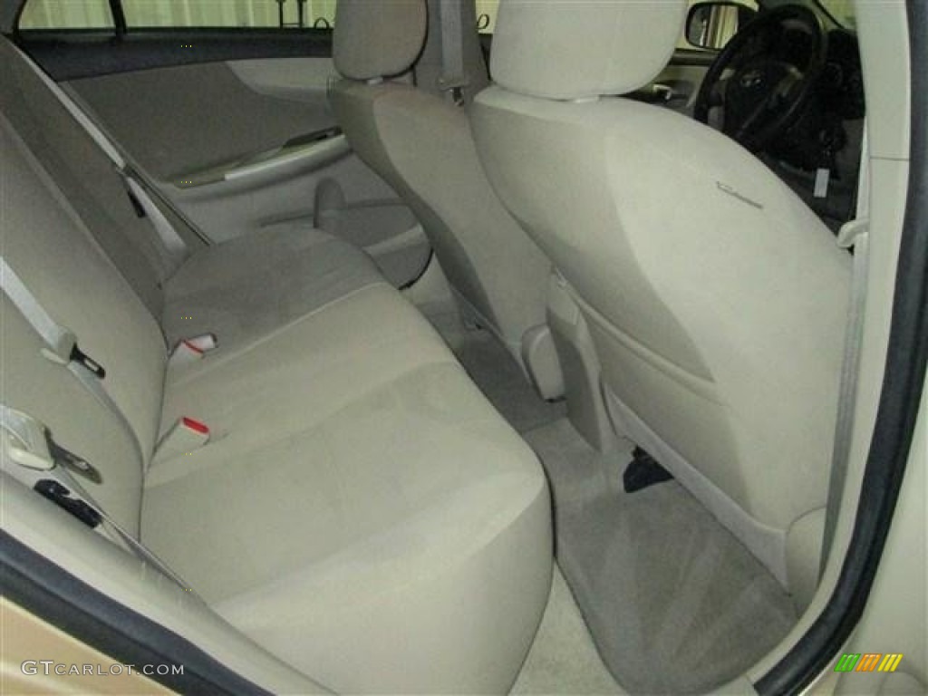 2012 Corolla LE - Sandy Beach Metallic / Bisque photo #18