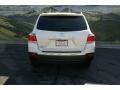 Blizzard White Pearl - Highlander SE 4WD Photo No. 4