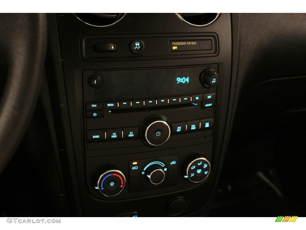 2009 Chevrolet HHR LT Panel Controls Photos