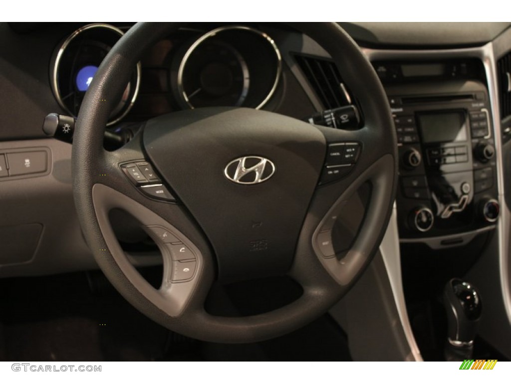 2011 Hyundai Sonata GLS Steering Wheel Photos
