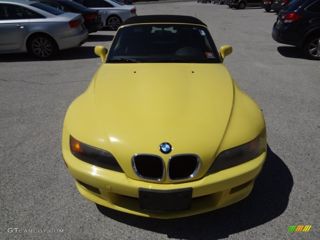 Dakar Yellow 1998 BMW Z3 2.8 Roadster Exterior Photo #81219393