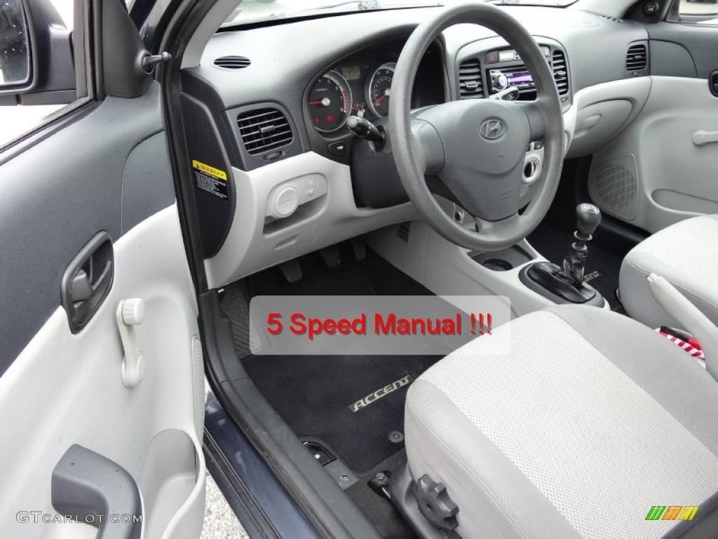 2009 Accent GLS 4 Door - Charcoal Gray / Gray photo #13