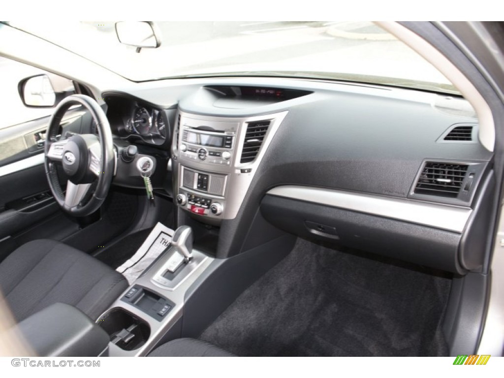 2011 Outback 2.5i Premium Wagon - Steel Silver Metallic / Off Black photo #10