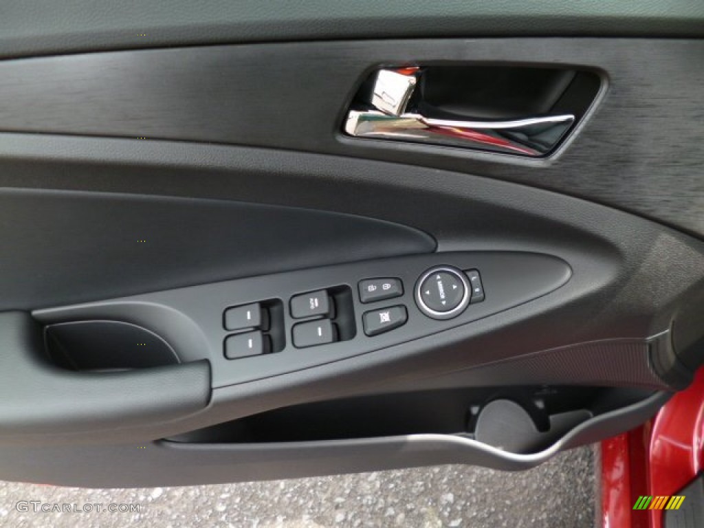 2013 Sonata Limited 2.0T - Sparkling Ruby / Black photo #17