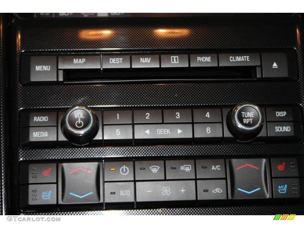 2010 Ford Taurus SHO AWD Controls Photo #81221298