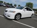 Super White - Camry SE Photo No. 3