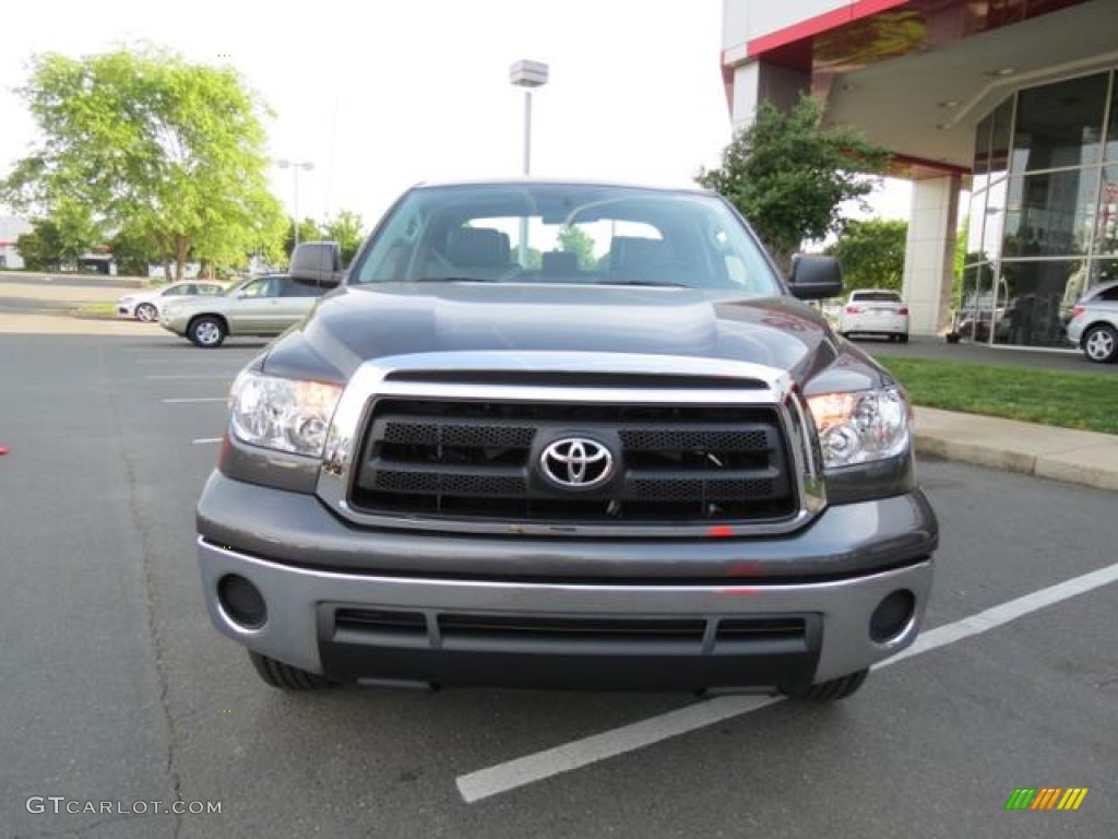 2013 Tundra Double Cab - Magnetic Gray Metallic / Graphite photo #2