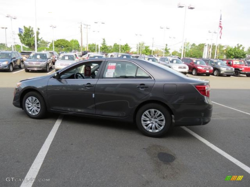 2013 Camry L - Magnetic Gray Metallic / Ash photo #19