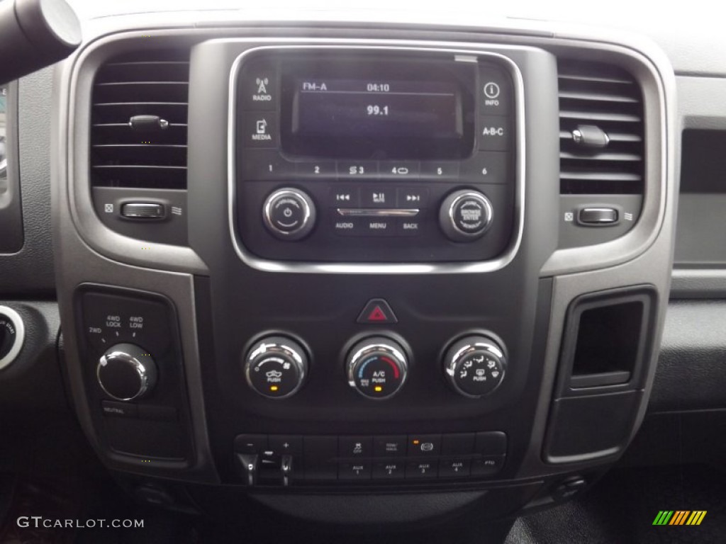 2013 Ram 4500 Crew Cab 4x4 Chassis Controls Photo #81226852