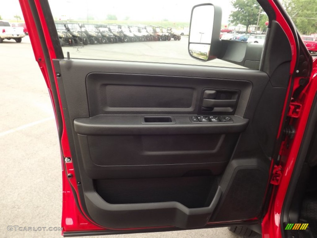 2013 Ram 4500 Crew Cab 4x4 Chassis Black/Diesel Gray Door Panel Photo #81227071