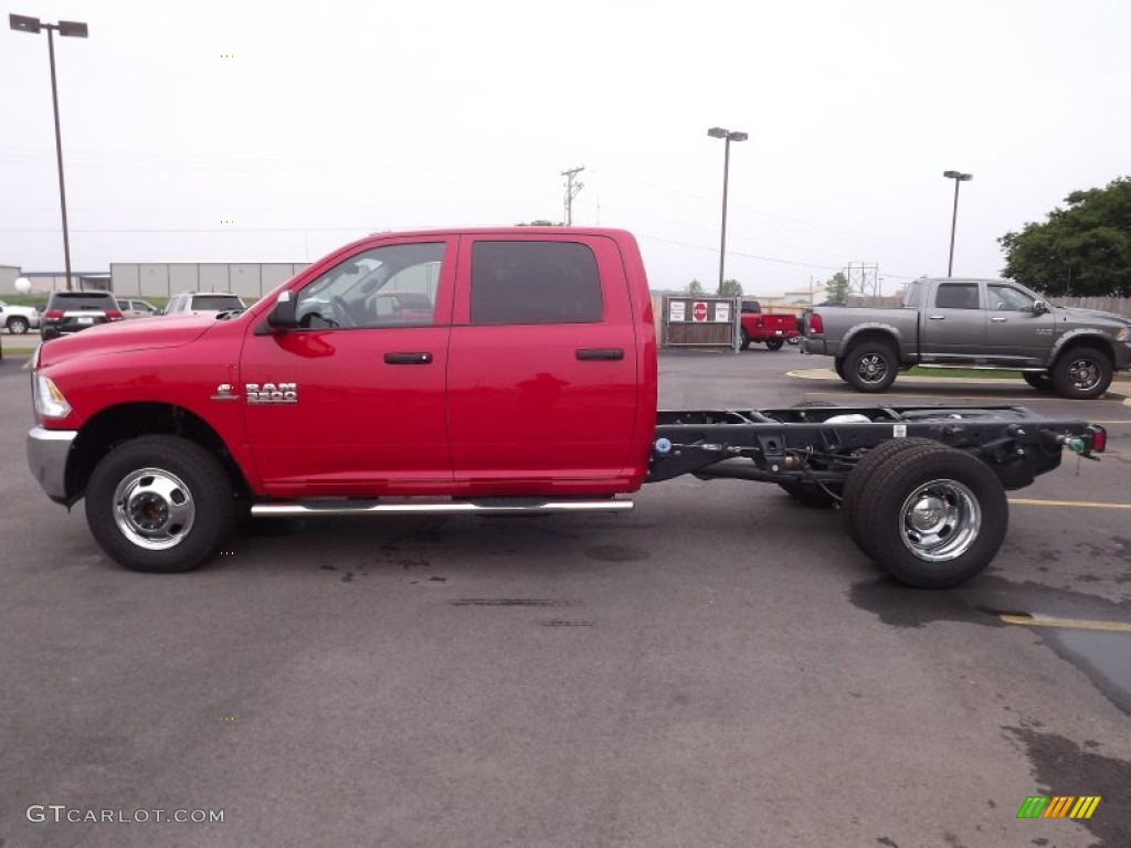 Flame Red 2013 Ram 3500 Tradesman Crew Cab 4x4 Dually Chassis Exterior Photo #81227465