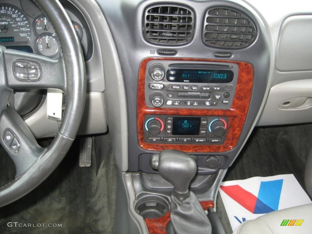2002 Oldsmobile Bravada AWD Controls Photo #81227692