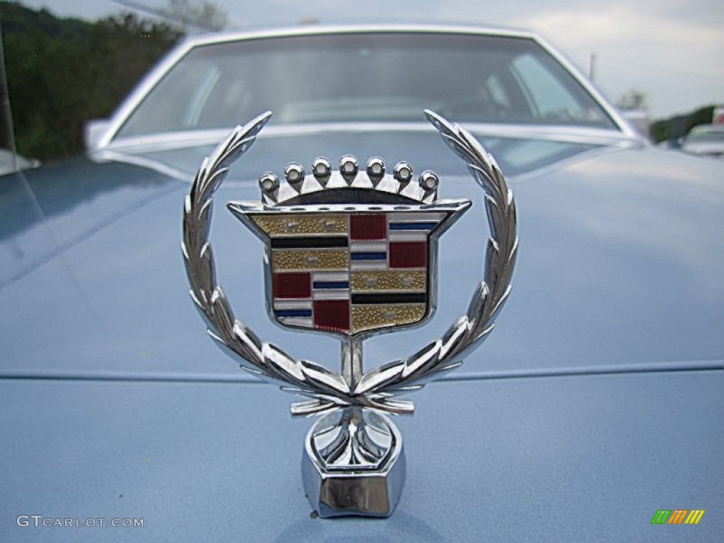 1988 Cadillac Brougham d'Elegance Marks and Logos Photo #81227863