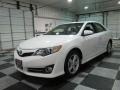 Super White - Camry SE Photo No. 3