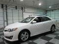 Super White - Camry SE Photo No. 4