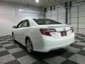 Super White - Camry SE Photo No. 5