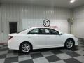 Super White - Camry SE Photo No. 7