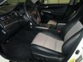 Super White - Camry SE Photo No. 10