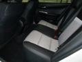 Super White - Camry SE Photo No. 20
