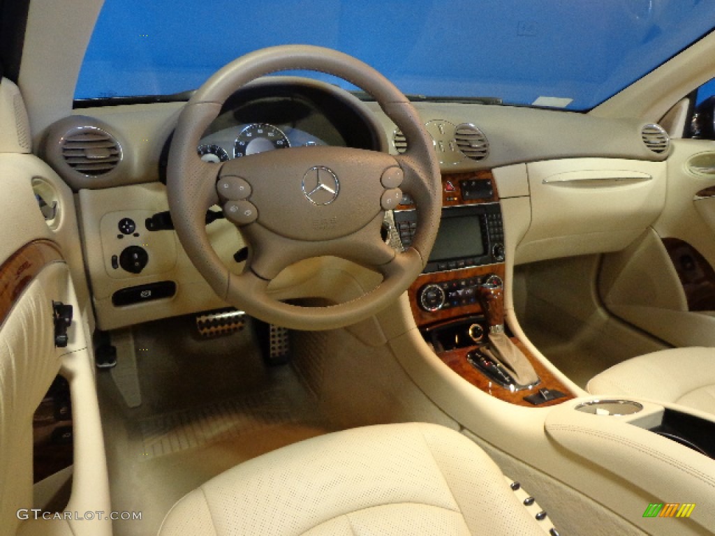 2007 CLK 550 Cabriolet - Black / Stone photo #27