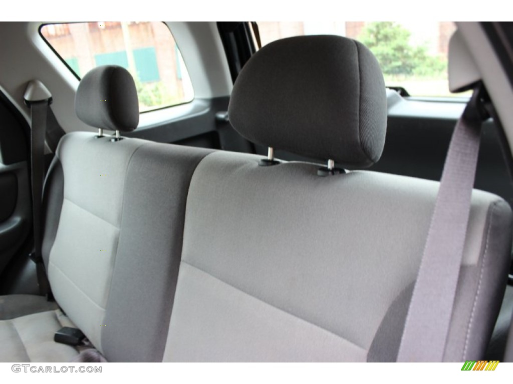 2003 Escape XLS V6 4WD - Black Clearcoat / Medium Dark Flint photo #29