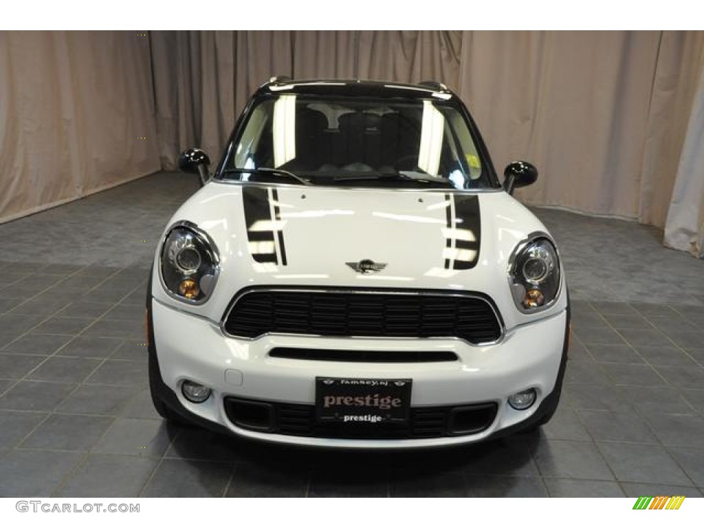 2013 Cooper S Countryman ALL4 AWD - Light White / Carbon Black photo #3