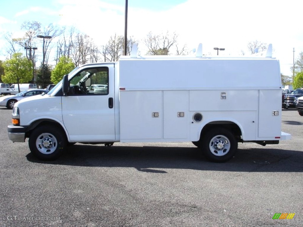 2013 Express Cutaway 3500 Utility Van - Summit White / Medium Pewter photo #9