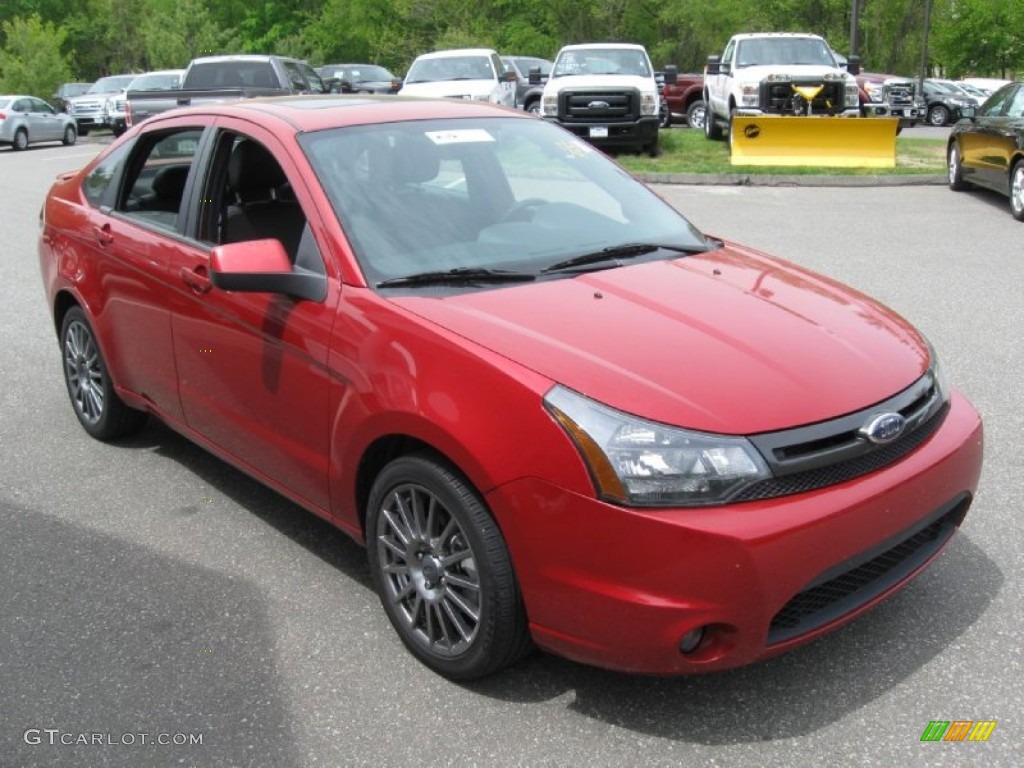 2010 Focus SES Sedan - Sangria Red Metallic / Charcoal Black photo #1