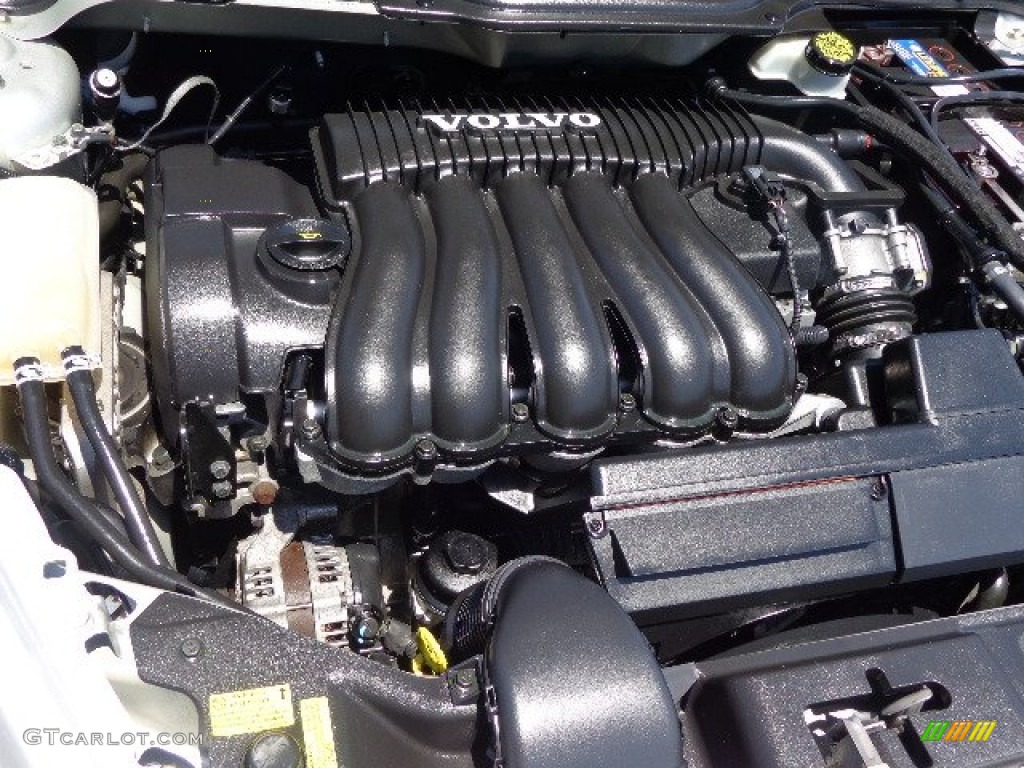 2005 Volvo S40 2.4i 2.4 Liter DOHC 20 Valve Inline 5 Cylinder Engine Photo #81234139
