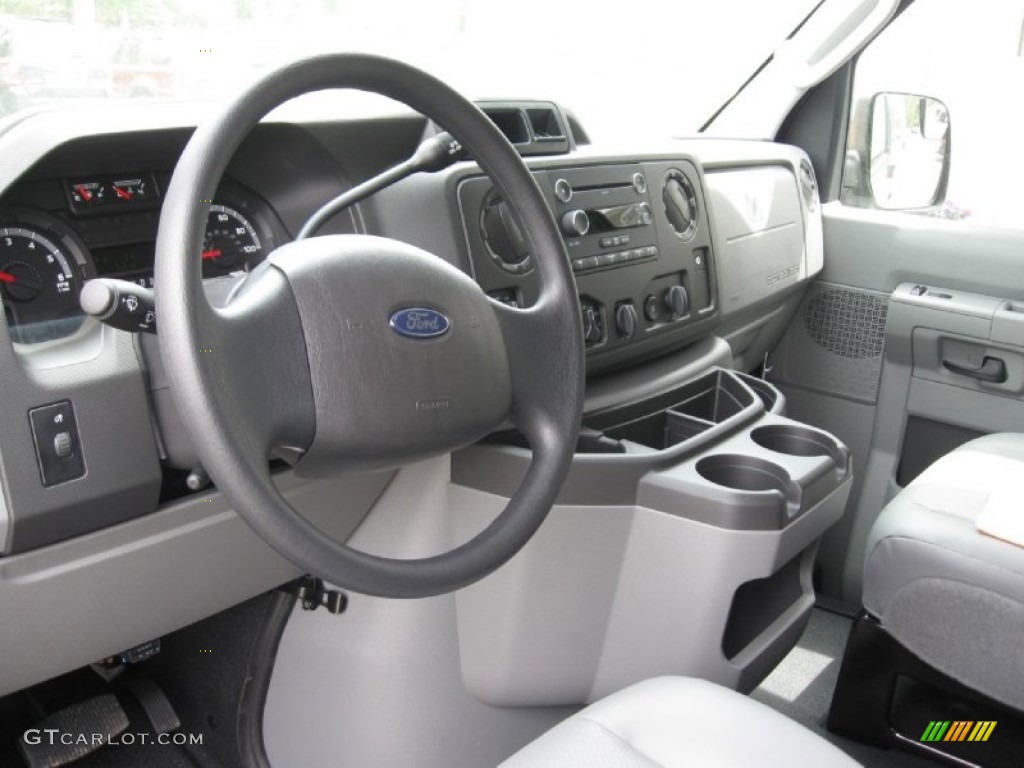 2013 Ford E Series Van E350 XL Passenger Medium Flint Dashboard Photo #81234303