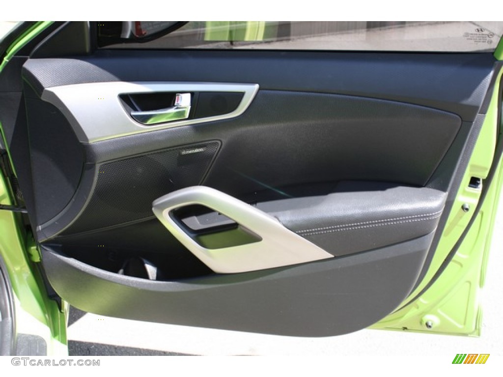 2012 Hyundai Veloster Standard Veloster Model Black Door Panel Photo #81235300