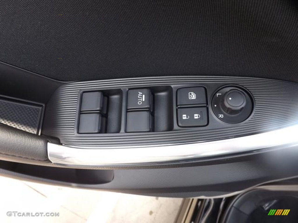 2014 Mazda CX-5 Sport Controls Photos
