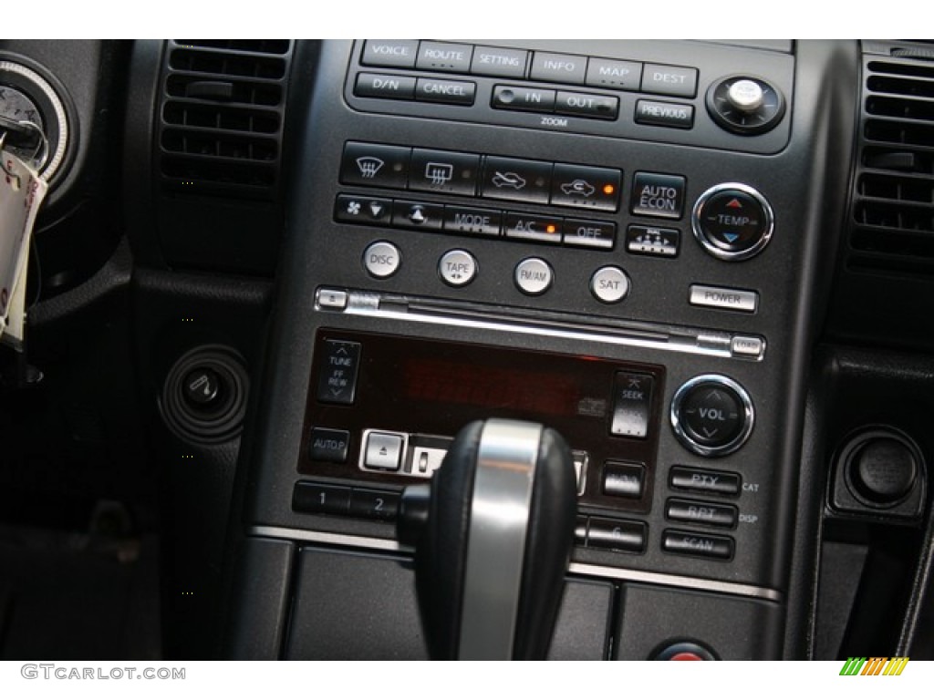 2004 Infiniti G 35 Coupe Controls Photo #81237991